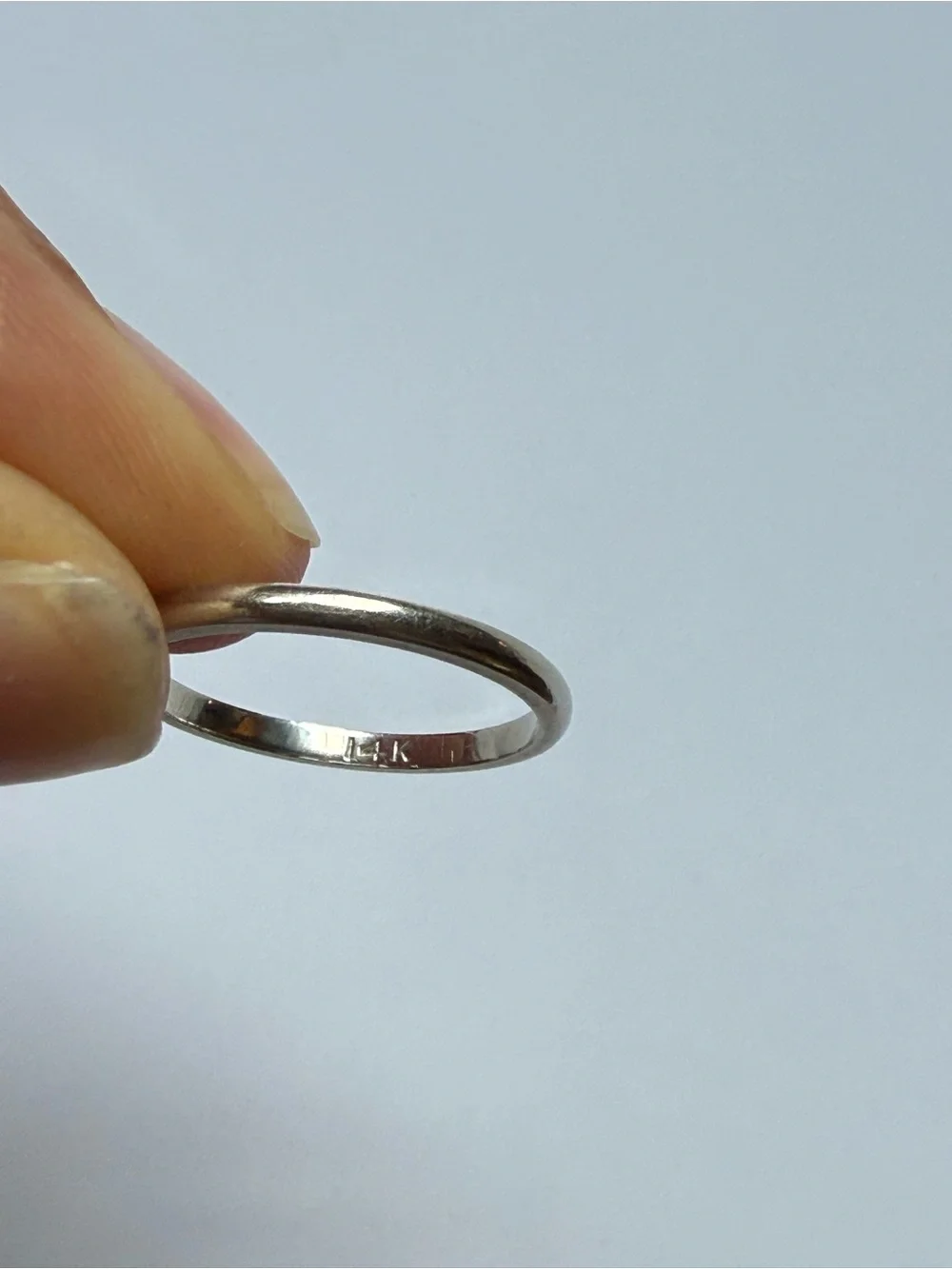 14k white gold band